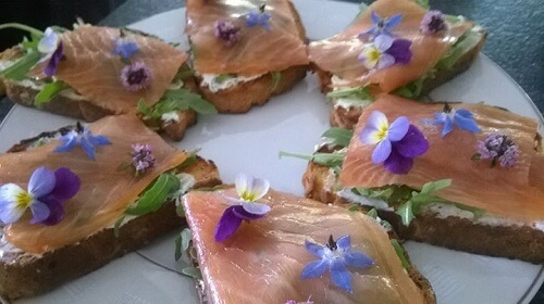 Moederdaglunch zalm op toast