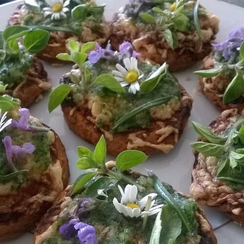 Moederdagluch pizza met bloemen