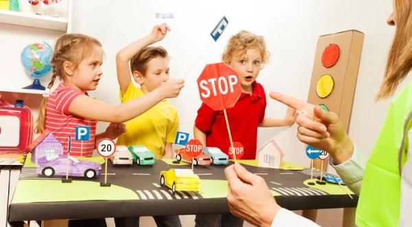 Kinderen en verkeer: leren en imiteren
